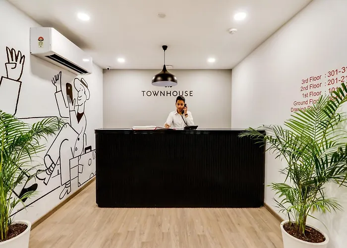 Super Townhouse Gandhi Hall Indore